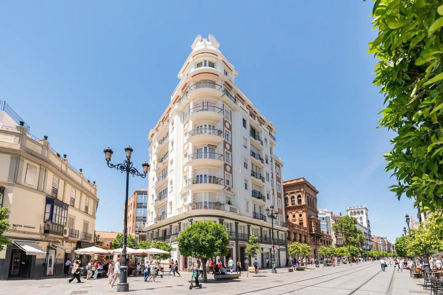 Апартаменти Puerta De Jerez II (Adults Only) Севілья Екстер'єр фото